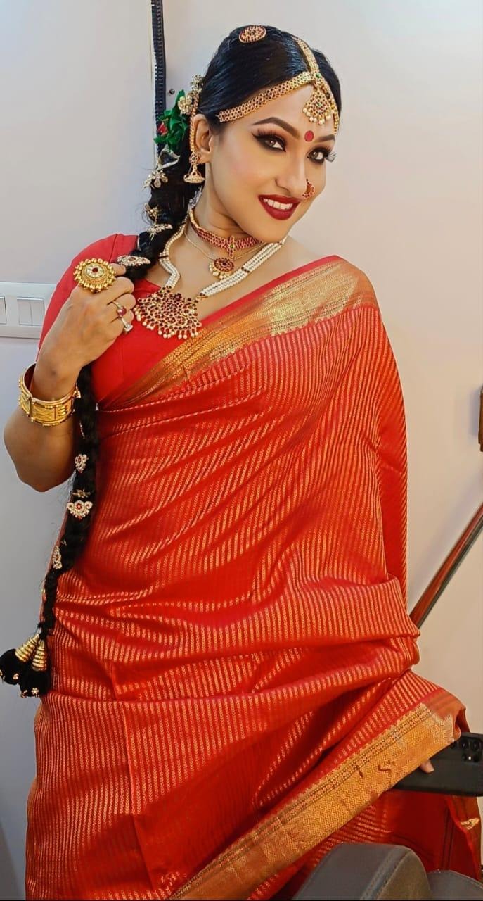 Megastar Rituparna Sengupta & Prodyut Mukharjee collaborate for Autism benefit, creates classical masterpiece. – Indian Express Daily